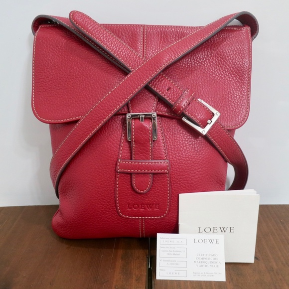 LOEWE Vintage Cherry Red Pebbled Calfskin Leather Crossbody Bag 8.5
